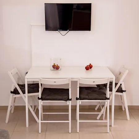 Apartment Nikis 2 *